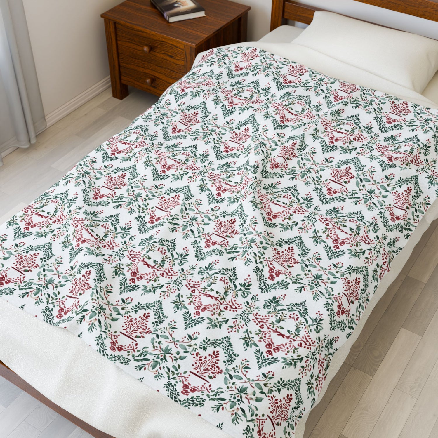 Festive Red and Green Cozy Velveteen Plush Blanket