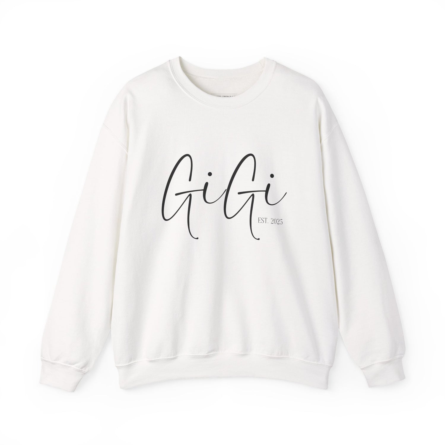 Personalized Gigi Sweatshirt, Cozy Crewneck for Grandmas, Stylish Gift for Her, Family Gatherings, Spring and Fall Fashion