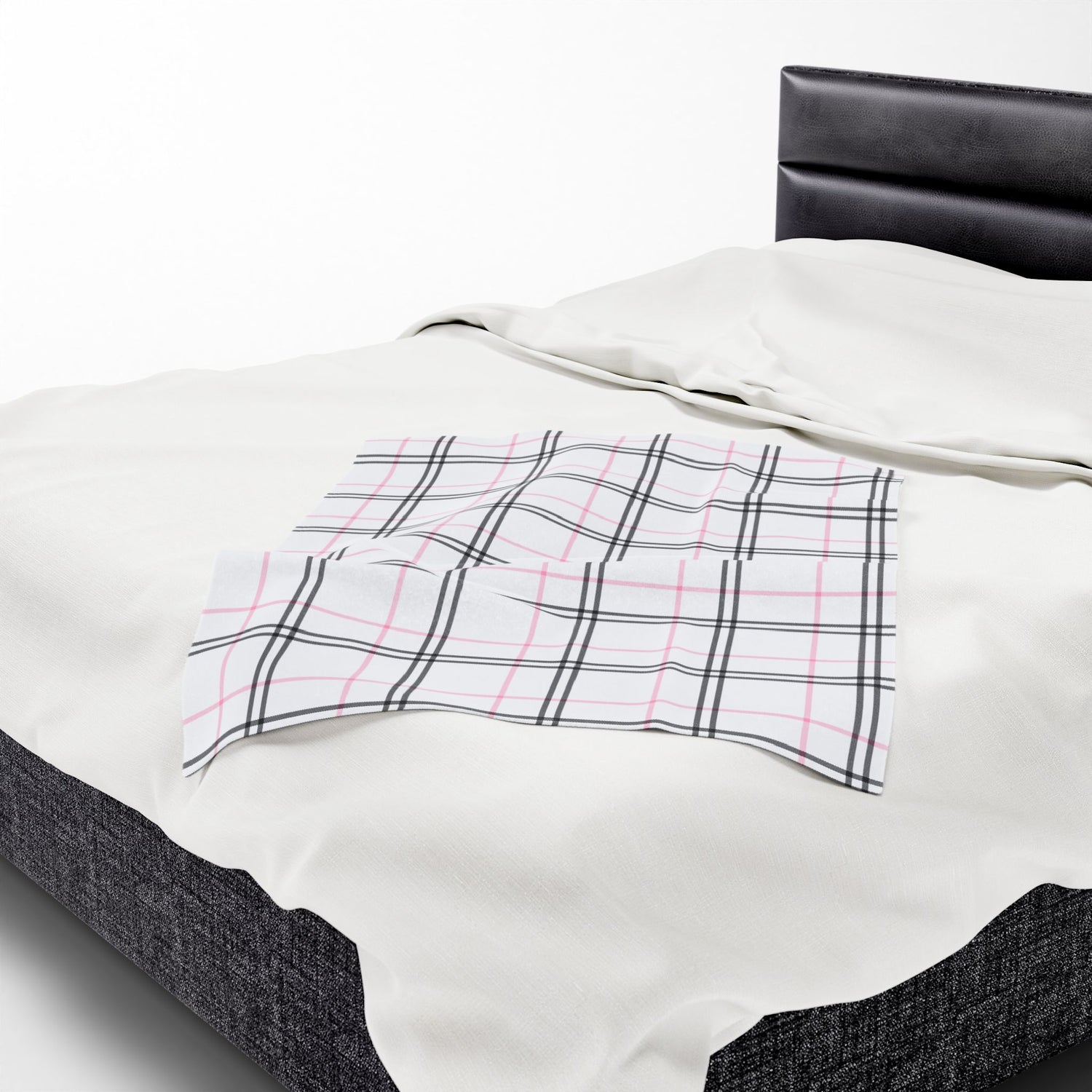 Cozy Plaid Velveteen Plush Blanket, Soft Throw for Home Decor, Perfect for Gifts, Relaxing, Holiday Comfort, Snuggling, Winter Warmth