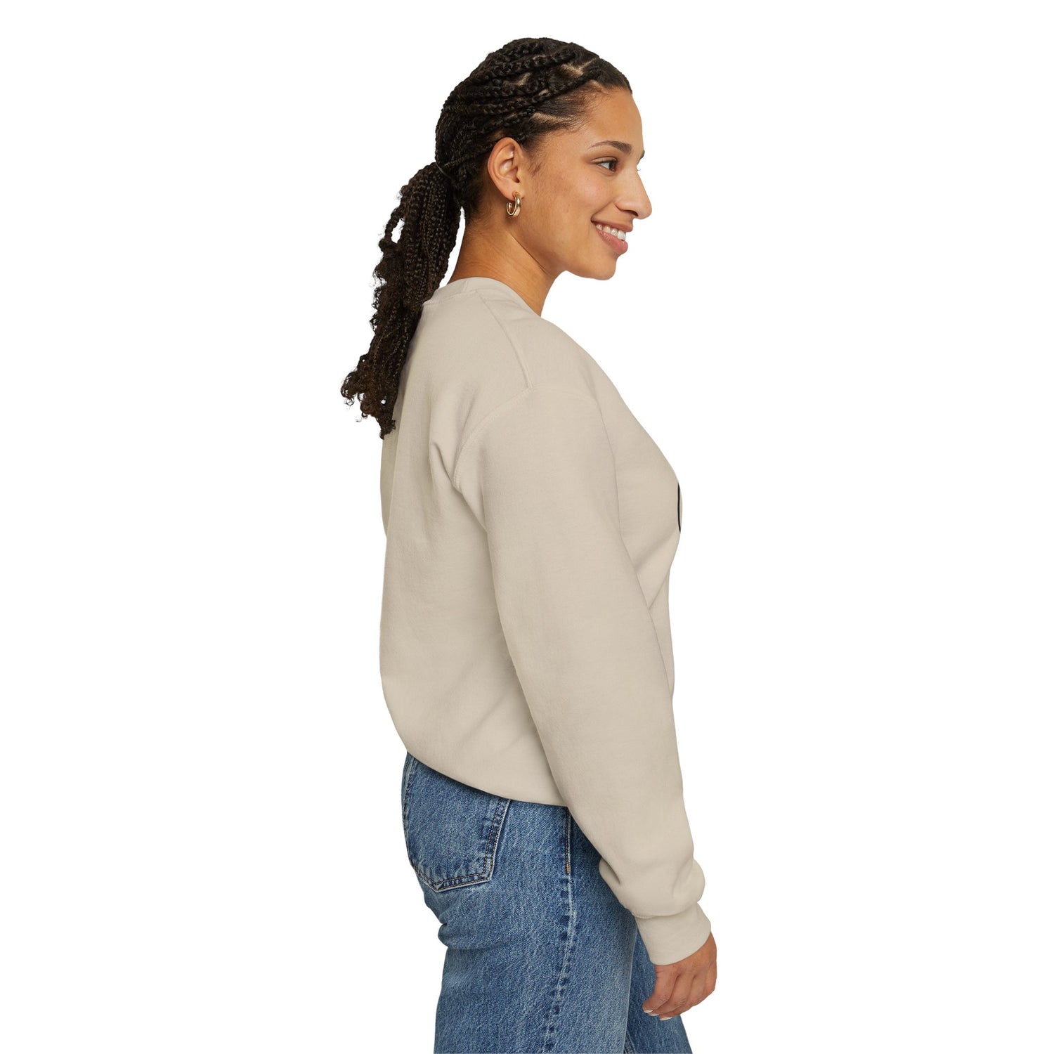 Personalized Gigi Sweatshirt, Cozy Crewneck for Grandmas, Stylish Gift for Her, Family Gatherings, Spring and Fall Fashion