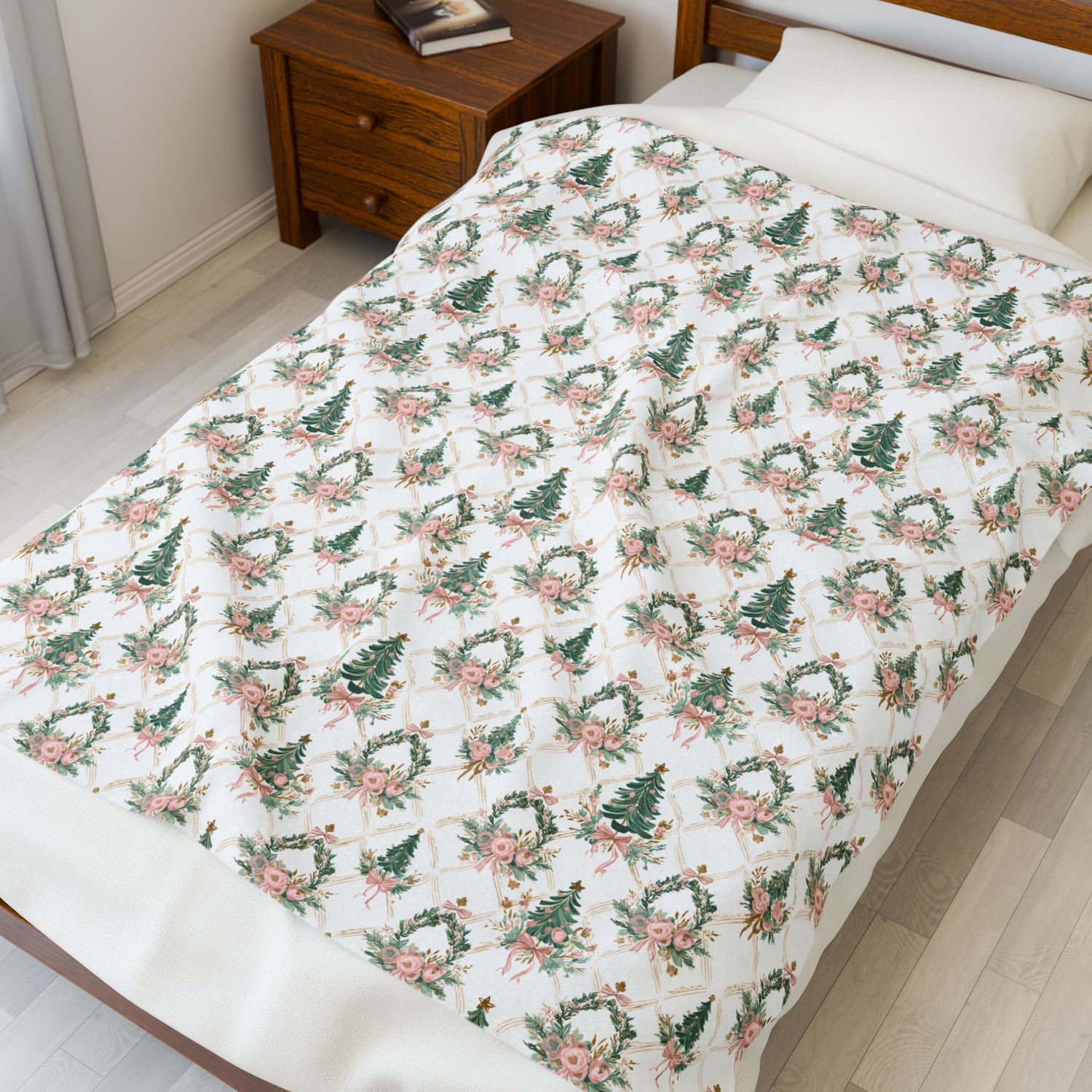 Elegant Christmas Trees Velveteen Plush Blanket