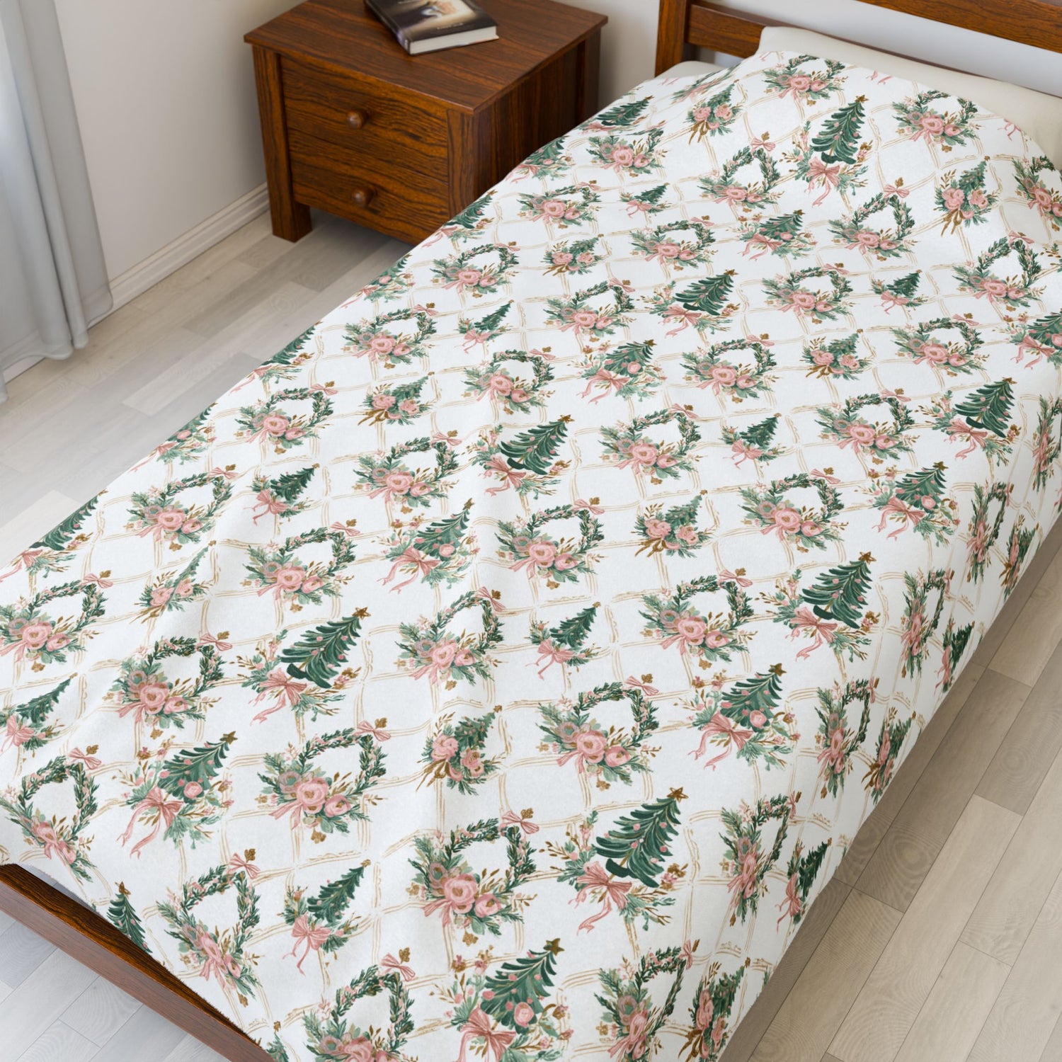 Elegant Christmas Trees Velveteen Plush Blanket