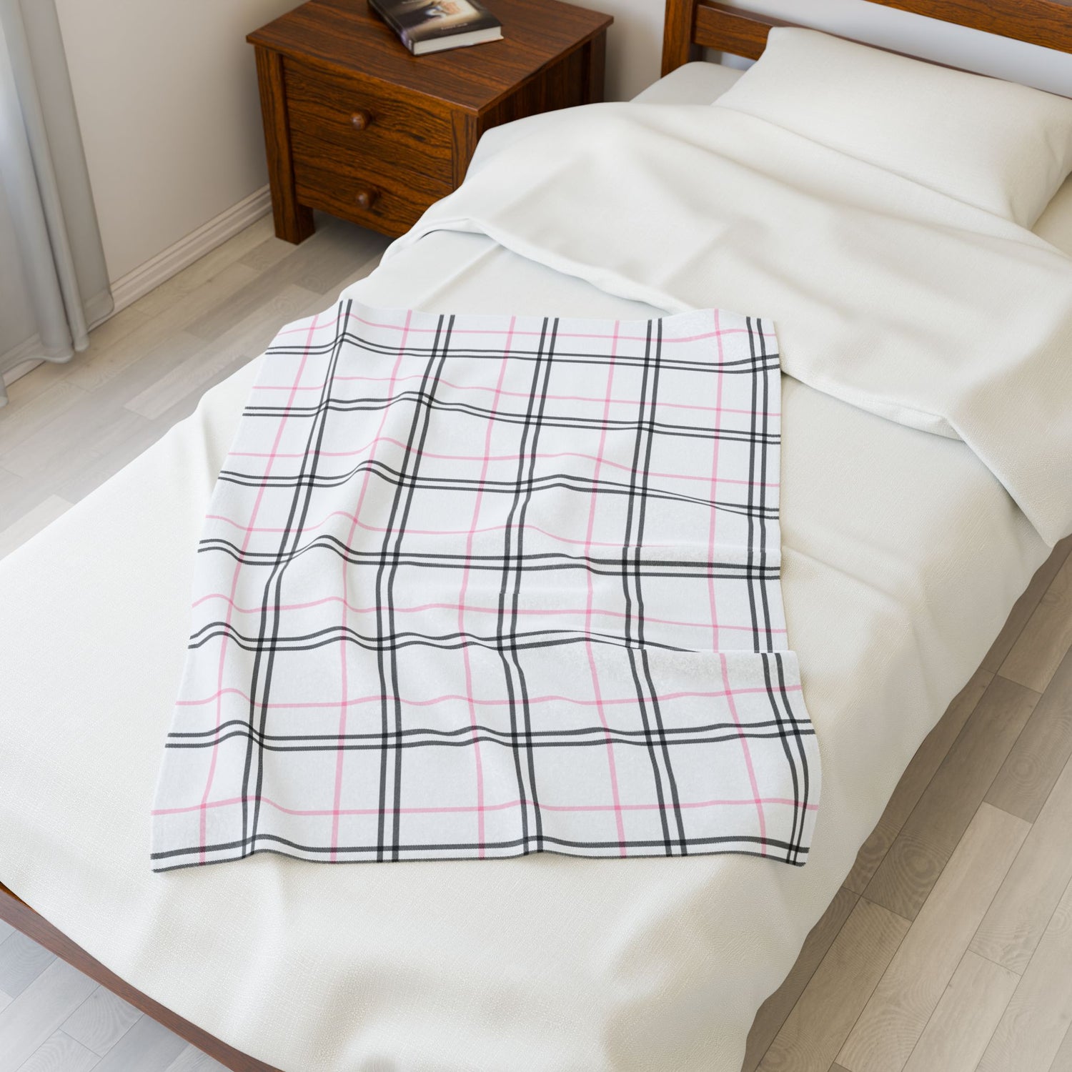 Cozy Plaid Velveteen Plush Blanket, Soft Throw for Home Decor, Perfect for Gifts, Relaxing, Holiday Comfort, Snuggling, Winter Warmth